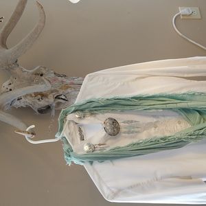 Western pin and earring set